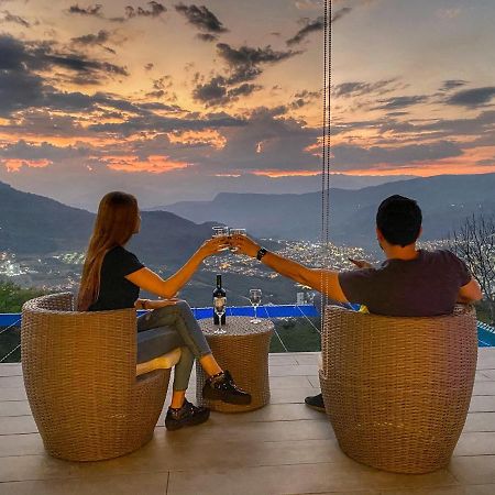 Sunset Palm Lodge 산힐 외부 사진