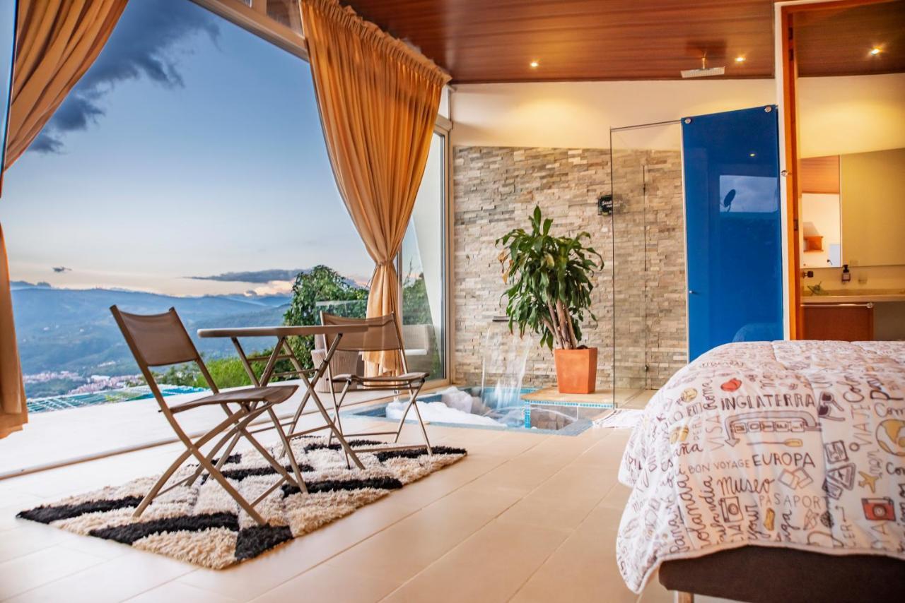 Sunset Palm Lodge 산힐 외부 사진