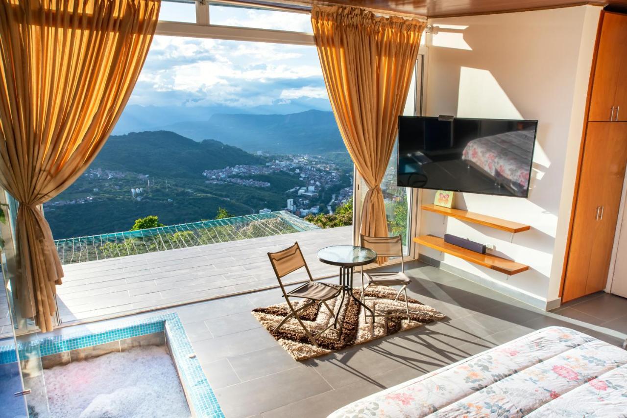 Sunset Palm Lodge 산힐 외부 사진